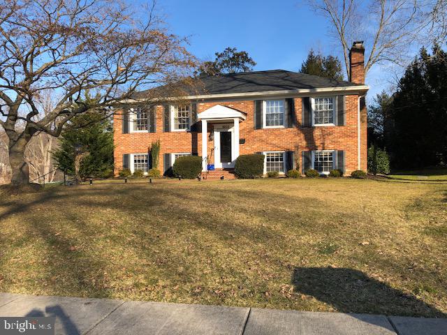 1902 Foxhall Road McLean, VA 22101 - Photo 1 of 33