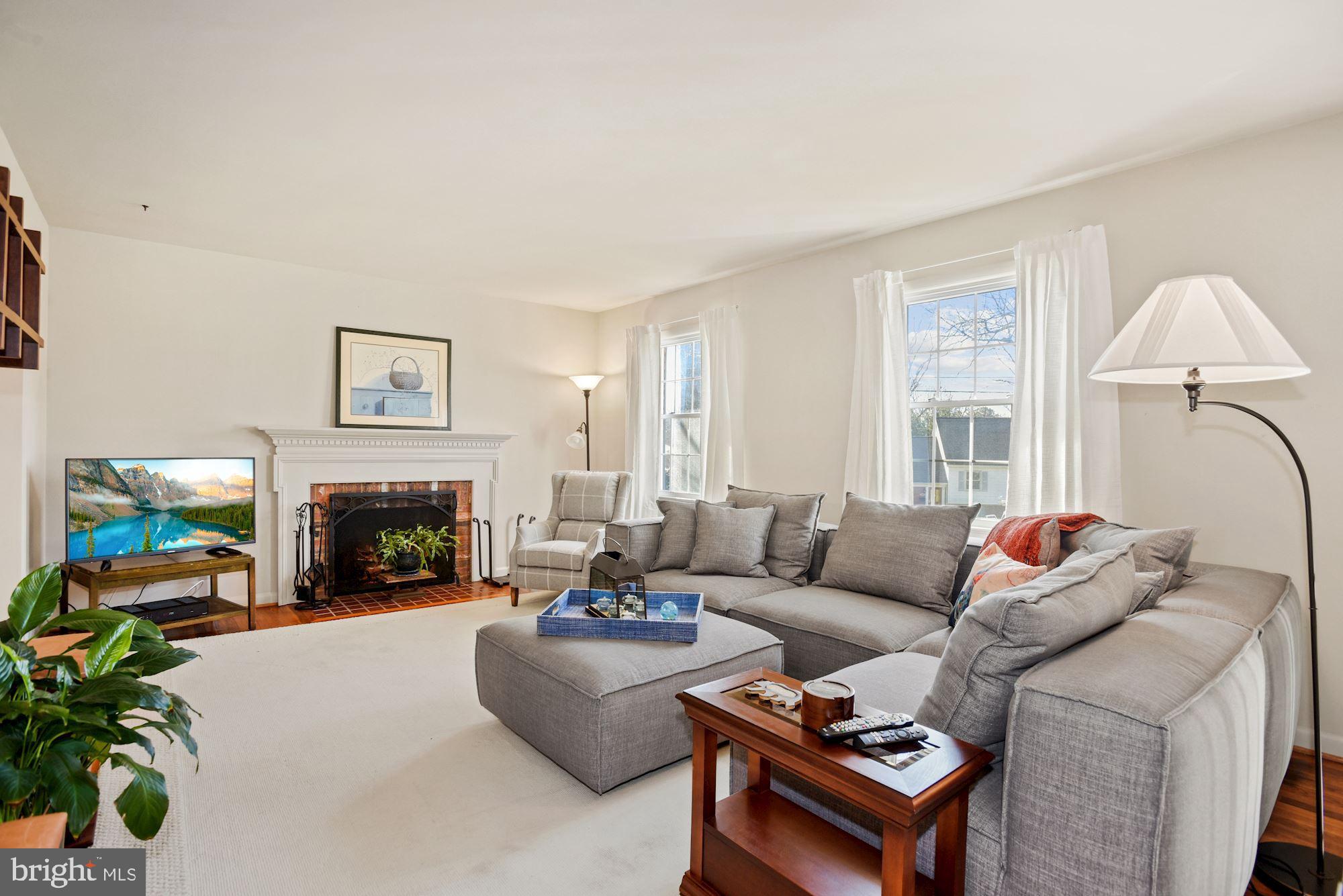 1902 Foxhall Road McLean, VA 22101 - Photo 11 of 33 Living room with fireplace