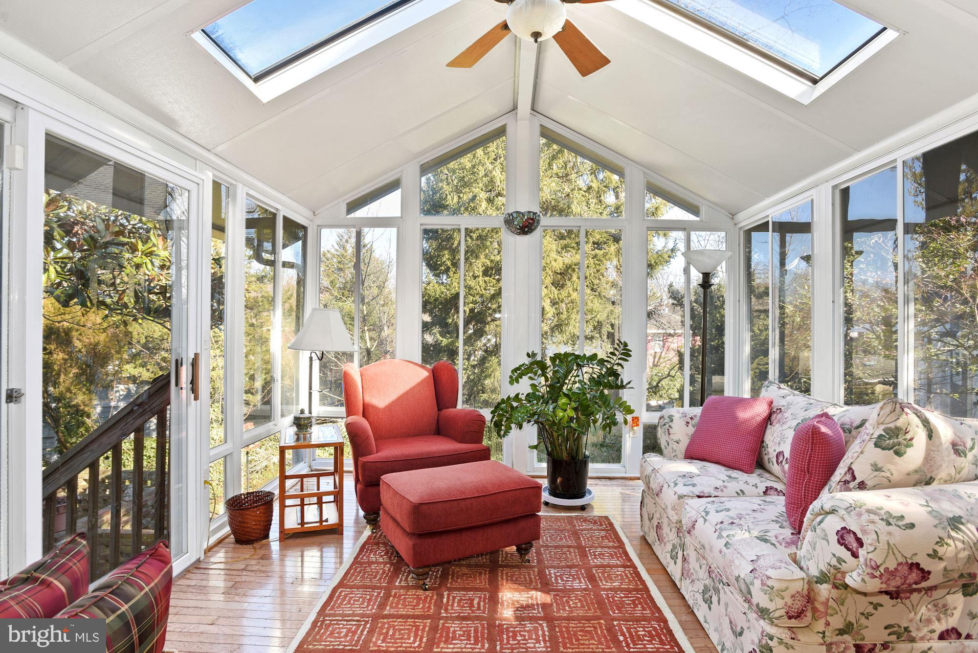 1902 Foxhall Road McLean, VA 22101 - Photo 14 of 33 3 season sunroom. all windows have screens
