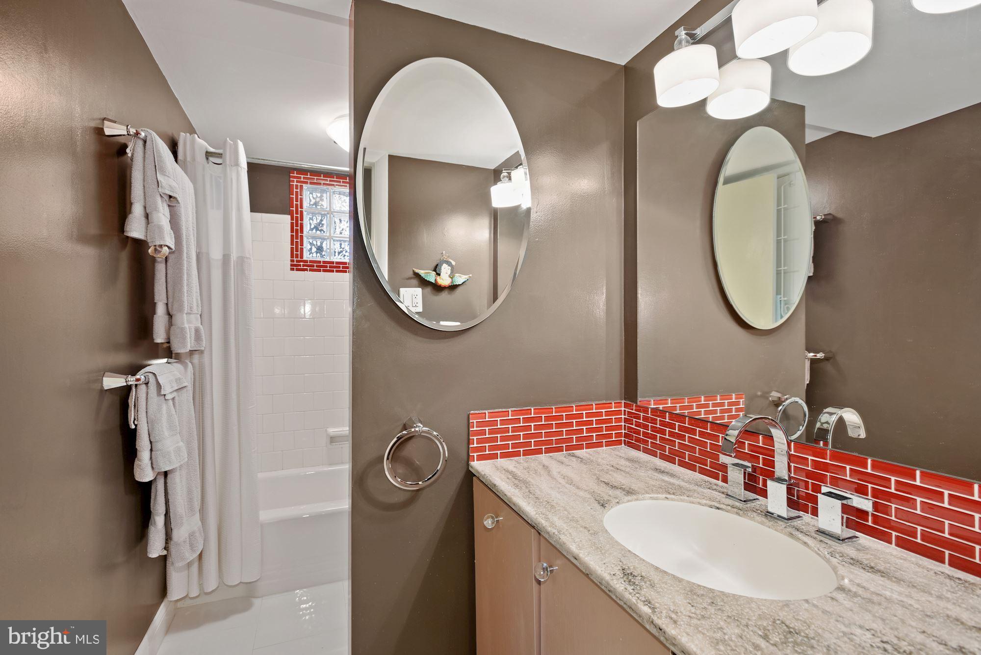 1902 Foxhall Road McLean, VA 22101 - Photo 24 of 33 Second bath
