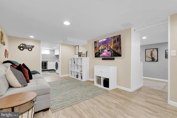 $595,000 | 9222 Gross Avenue, Laurel, MD 20723