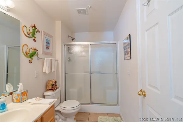 $330,000 | 255 Plaza Beach Drive, Unit 4E, Camdenton, MO 65020