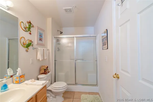 $330,000 | 255 Plaza Beach Drive, Unit 4E, Camdenton, MO 65020
