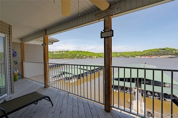 $330,000 | 255 Plaza Beach Drive, Unit 4E, Camdenton, MO 65020