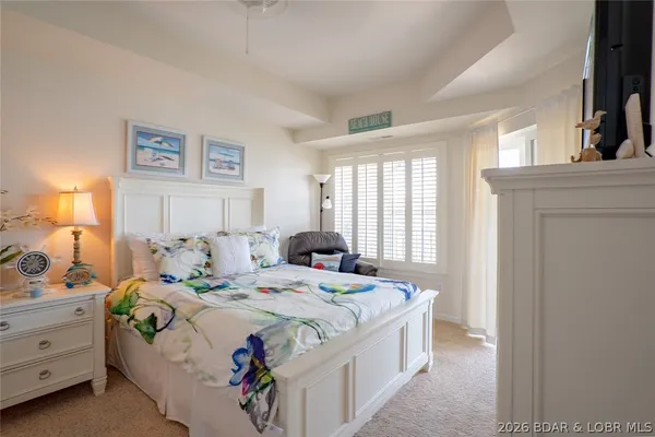 $330,000 | 255 Plaza Beach Drive, Unit 4E, Camdenton, MO 65020