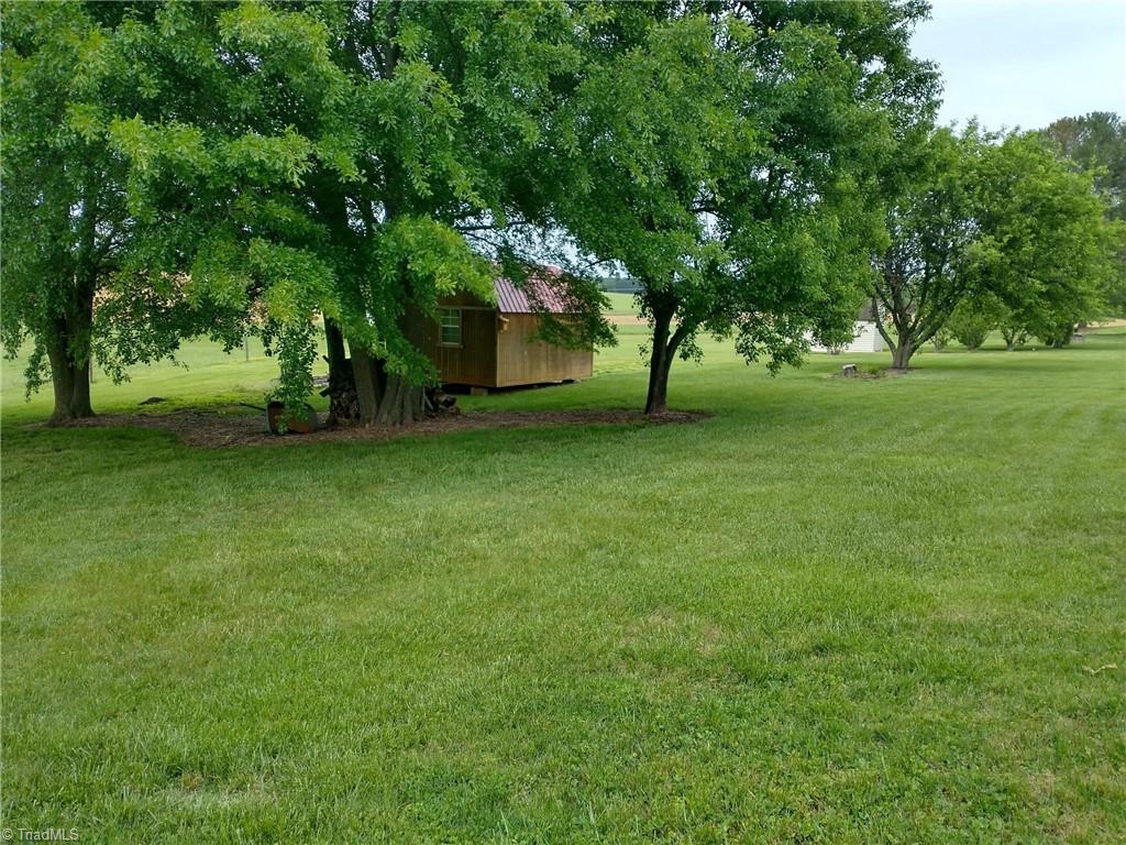 224 Dobbins Mill Road Elkin, NC 28621 - Photo 8 of 8 Gallery Image 8