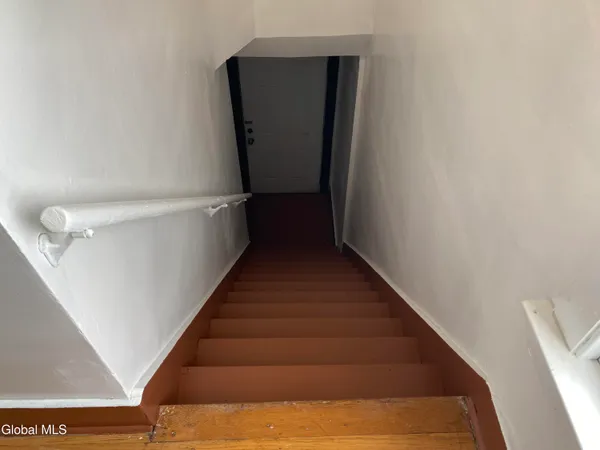 $248,900 | 283 Main Street, Amsterdam, NY 12010