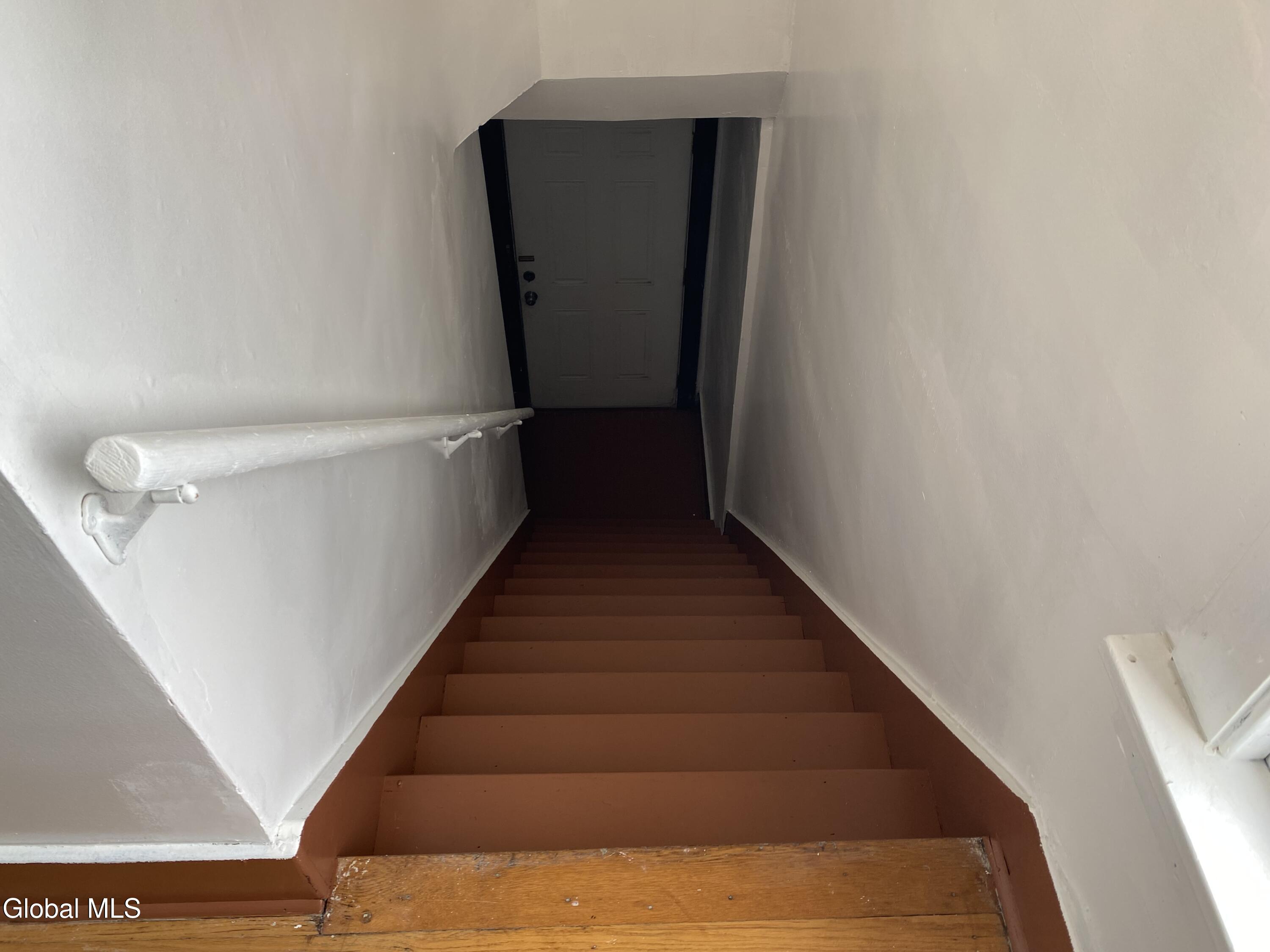 283 Main Street Amsterdam, NY 12010 - Photo 15 of 35 IMG_5210