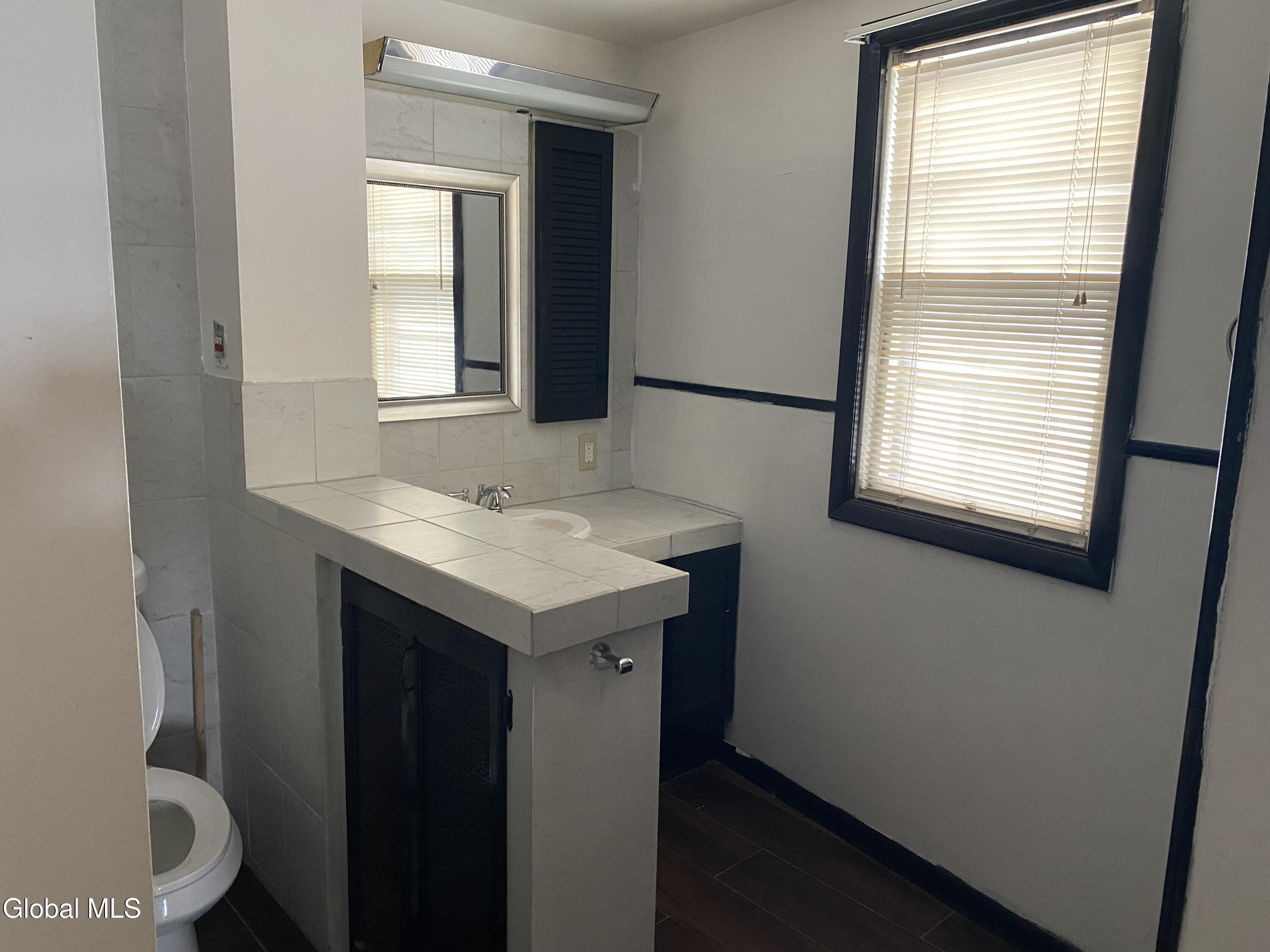 283 Main Street Amsterdam, NY 12010 - Photo 19 of 35 IMG_5199