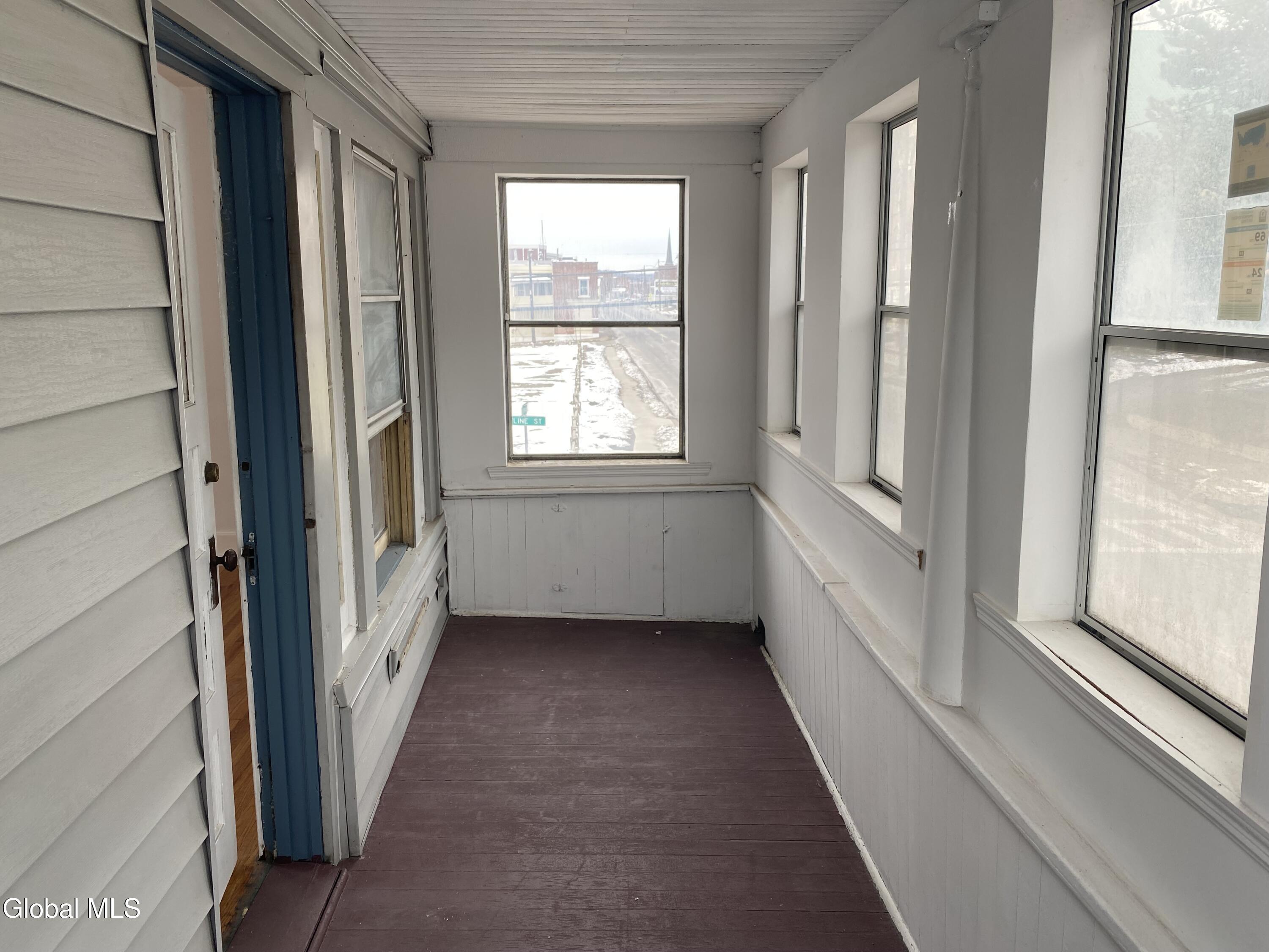 283 Main Street Amsterdam, NY 12010 - Photo 24 of 35 IMG_5211