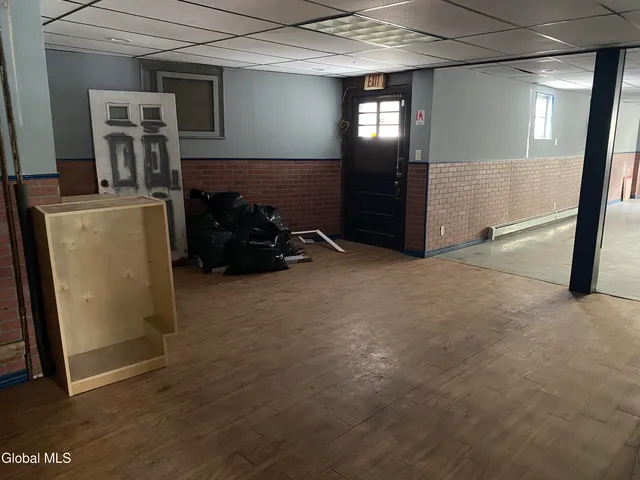 $259,900 | 283 Main Street, Amsterdam, NY 12010