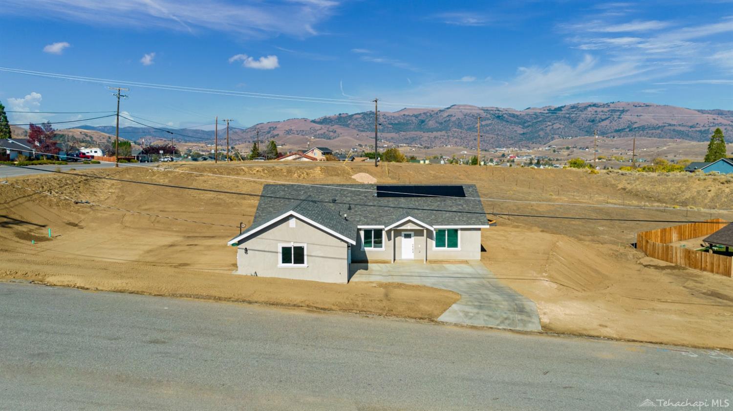 22700 Mariposa Road Tehachapi, CA 93561 - Photo 28 of 42 Gallery Image 28