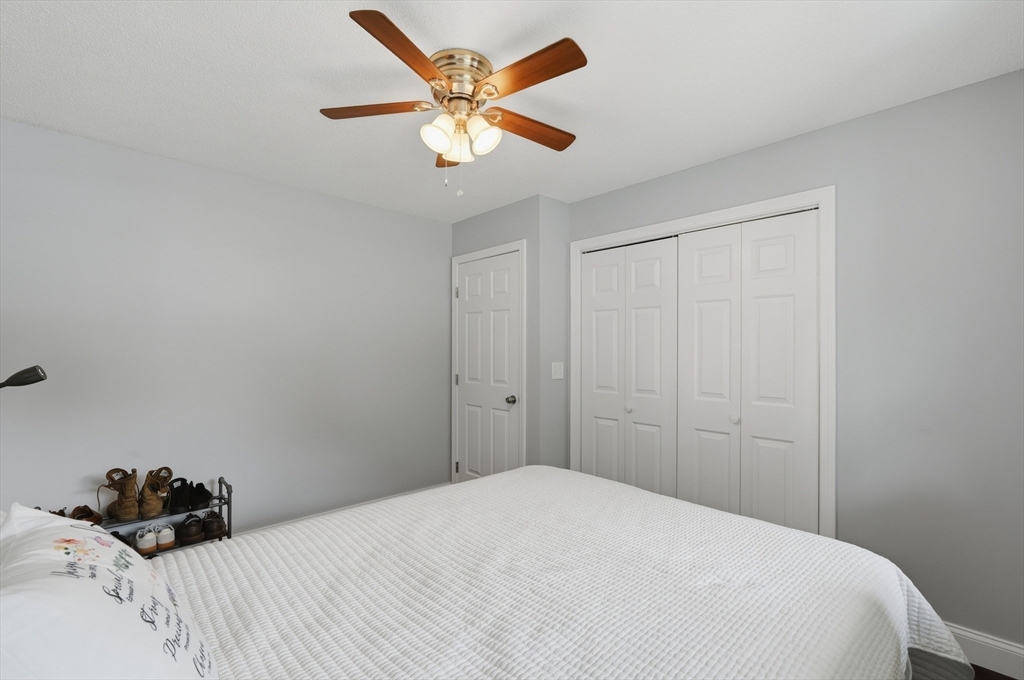 134 Hathaway Commons Road Fall River, MA 02720 - Photo 15 of 41