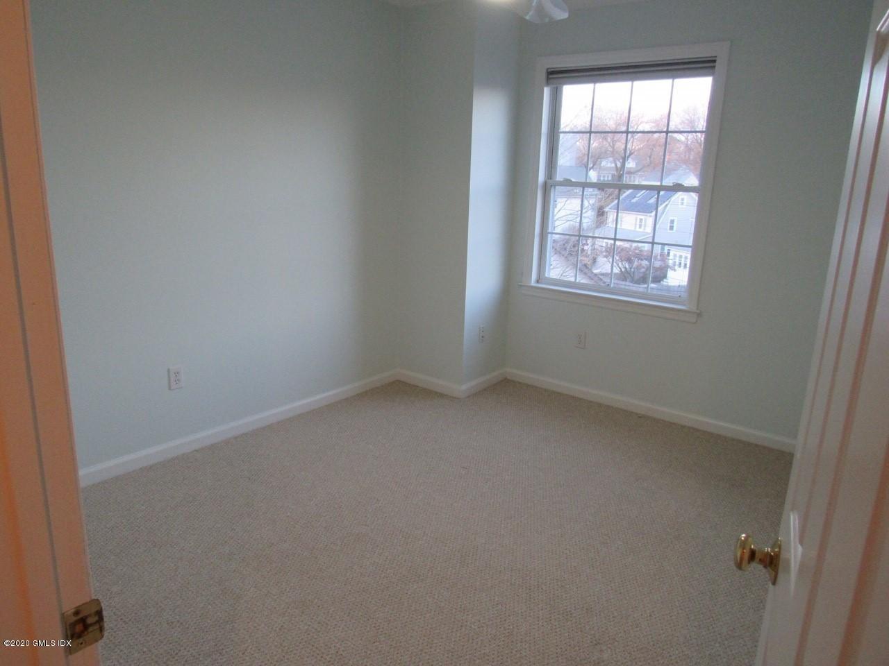 33 Talbot Lane, Unit 3 Greenwich, CT 06830 - Photo 18 of 29 17