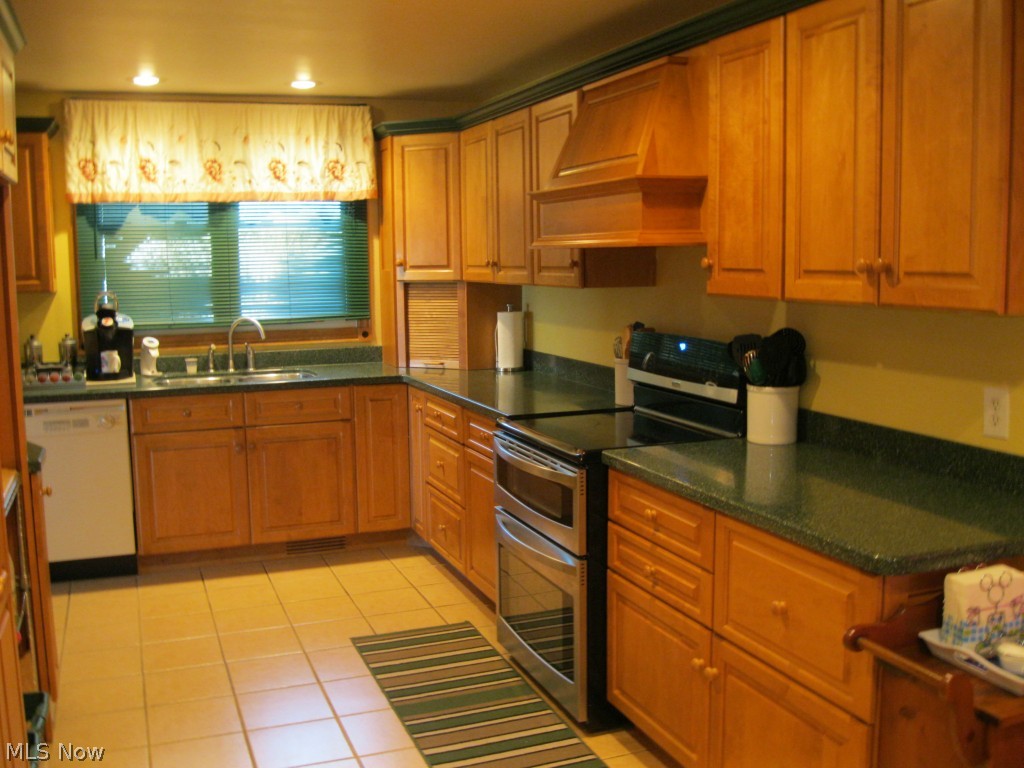36561 Butternut Ridge Road North Ridgeville, OH 44039 - Photo 19 of 25 Gallery Image 19