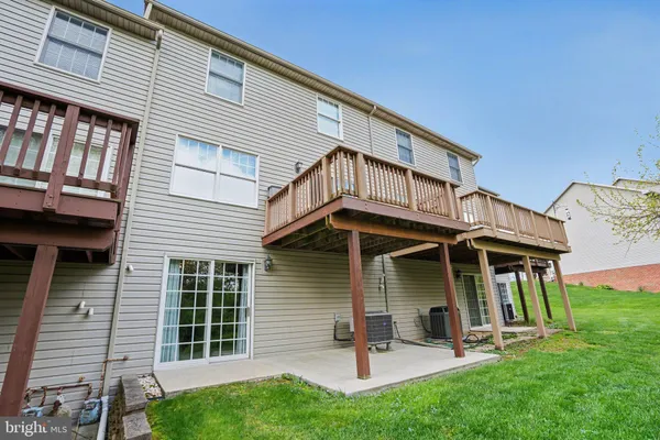 $299,700 | 4086 Darius Drive, Enola, PA 17025