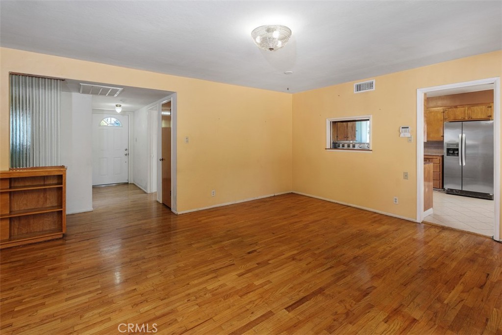 417 East Cornell Drive Rialto, CA 92376 - Photo 12 of 40