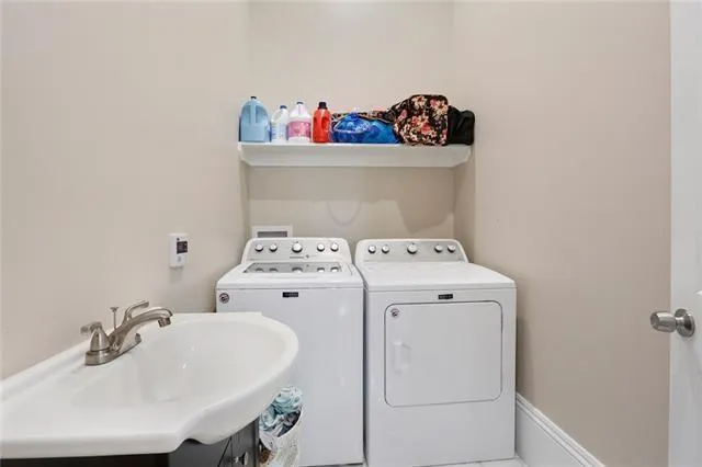 $2,300 | 2625 Palmyra Street, New Orleans, LA 70119