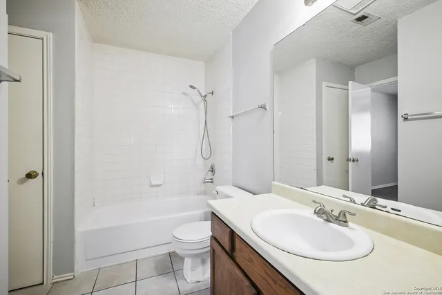 $1,150 | 5522 Lochmoor, San Antonio, TX 78244
