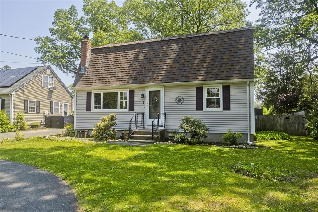 8 Field Street Southwick, MA 01077 - Photo 1 of 26 Gallery Image 1
