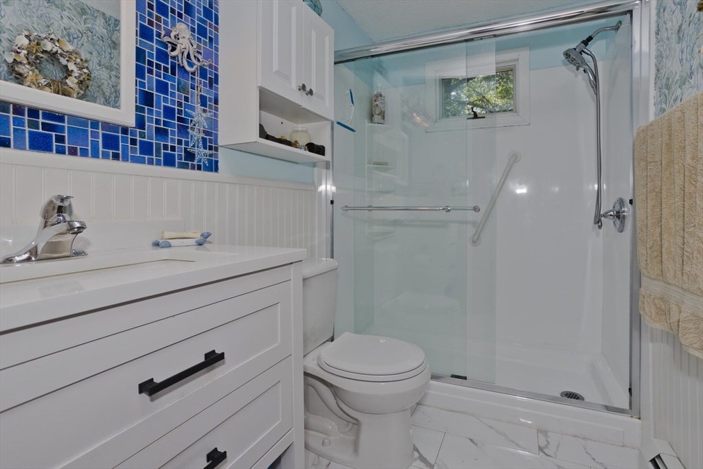 8 Field Street Southwick, MA 01077 - Photo 8 of 26 Gallery Image 8