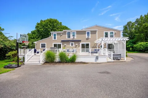 $1,675,000 | 39 Ryder Lane, Marion, MA 02738