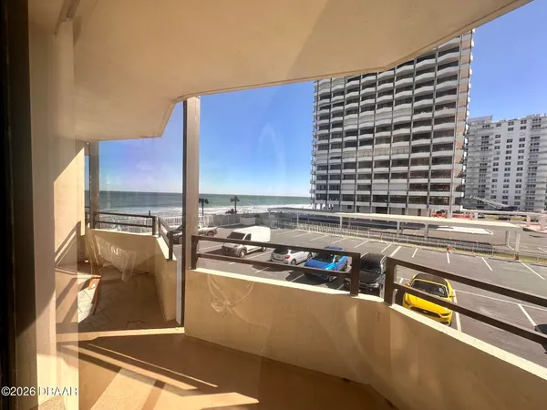 $2,500 | 2900 North Atlantic Avenue, Unit 106, Daytona Beach, FL 32118