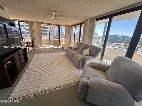 $2,500 | 2900 North Atlantic Avenue, Unit 106, Daytona Beach, FL 32118