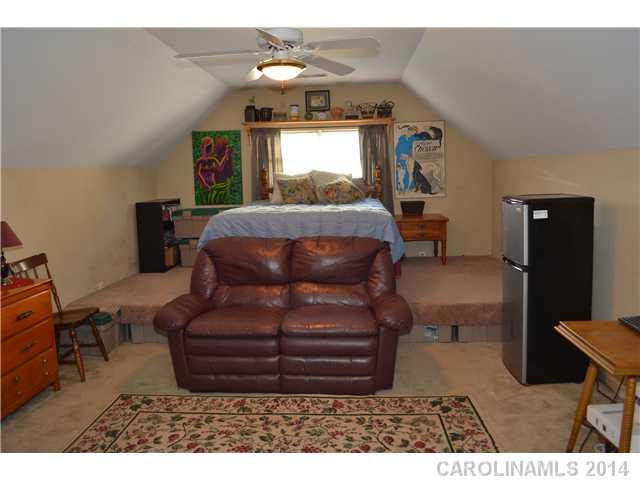 10919 Hellebore Road, Unit 89 Charlotte, NC 28213 - Photo 13 of 16 Gallery Image 13