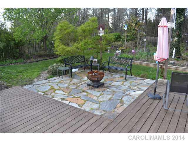 10919 Hellebore Road, Unit 89 Charlotte, NC 28213 - Photo 15 of 16 Gallery Image 15