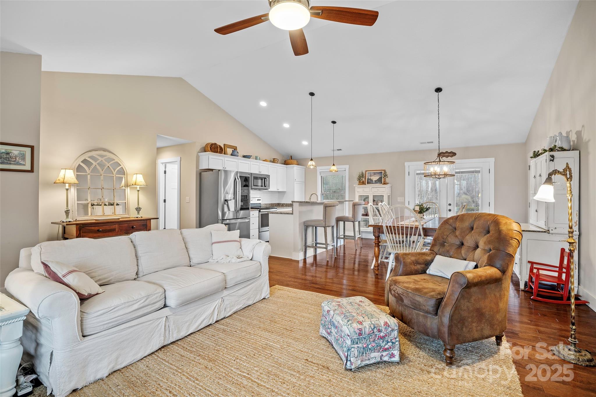 616 Green Valley Road Leicester, NC 28748 - Photo 6 of 30 Gallery Image 6