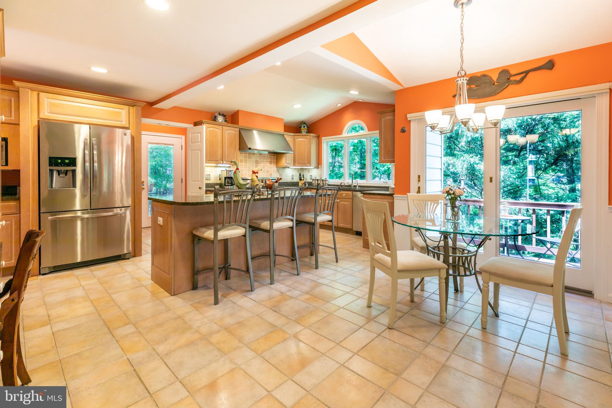 8715 Shadowlake Way Springfield, VA 22153 - Photo 21 of 56 Casual Dining off Kitchen