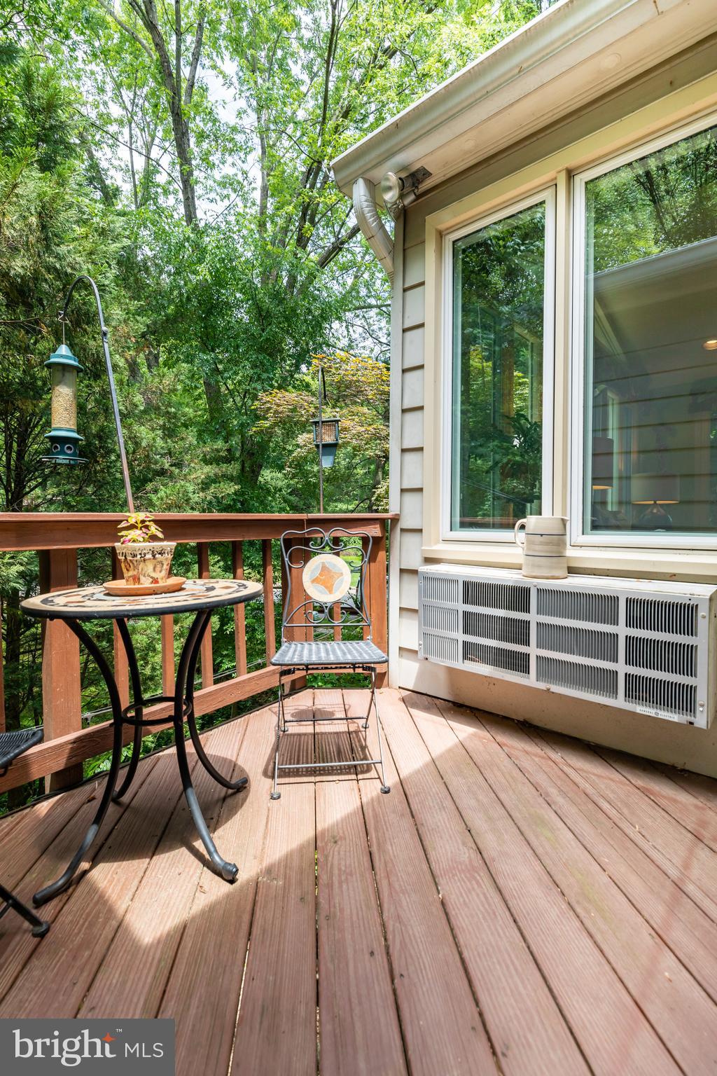 8715 Shadowlake Way Springfield, VA 22153 - Photo 22 of 56 Second of Two Decks
