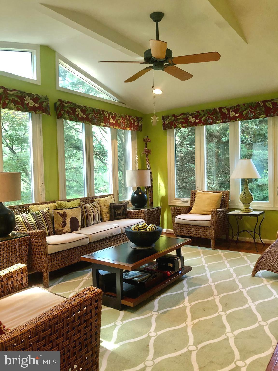 8715 Shadowlake Way Springfield, VA 22153 - Photo 27 of 56 Sunroom