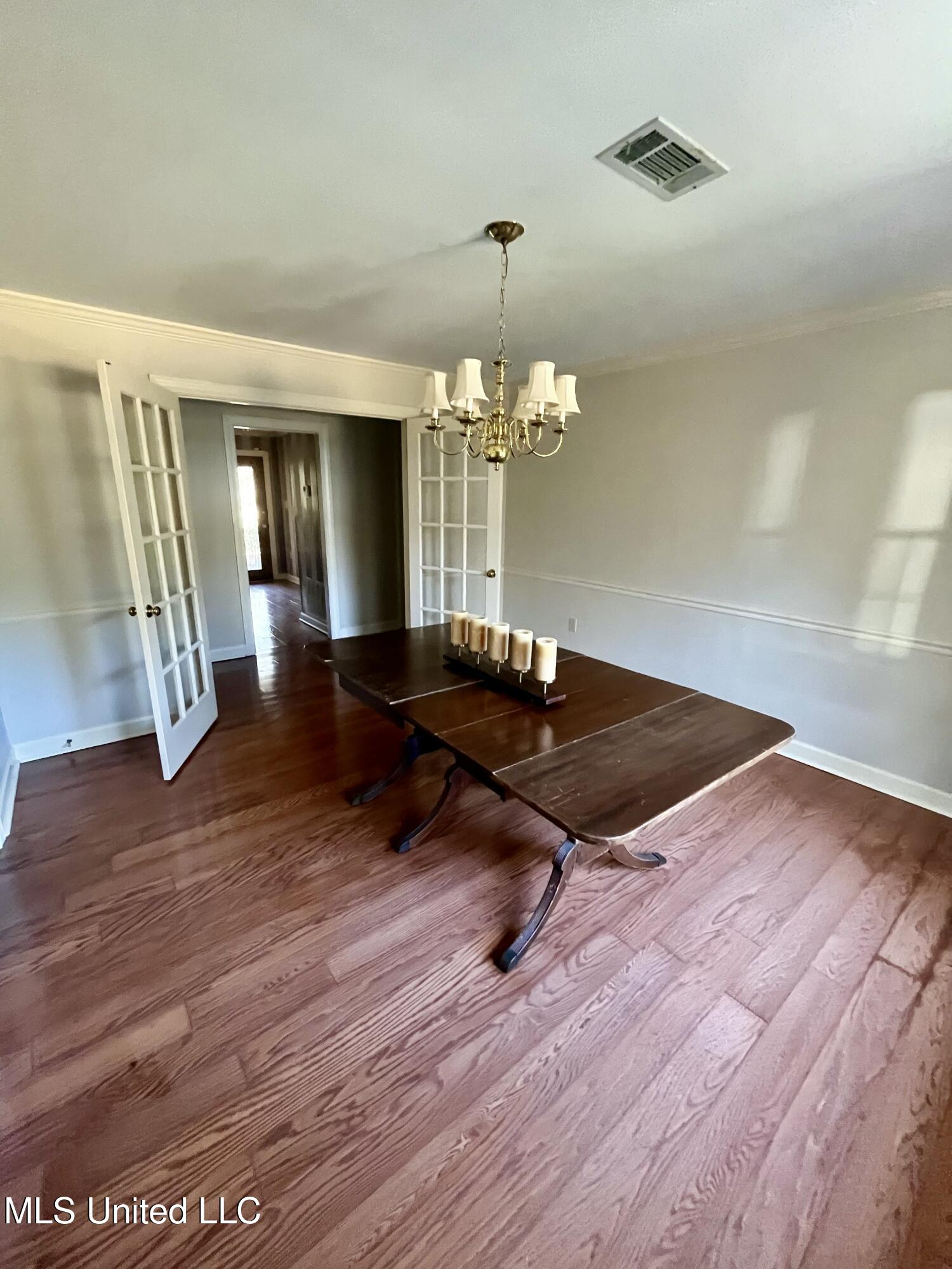 504 Holmes Avenue Belzoni, MS 39038 - Photo 15 of 32 IMG_3708