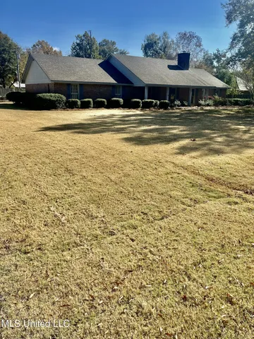 $225,000 | 504 Holmes Avenue, Belzoni, MS 39038