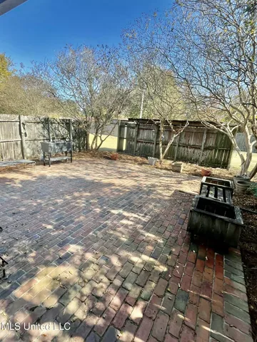 $225,000 | 504 Holmes Avenue, Belzoni, MS 39038