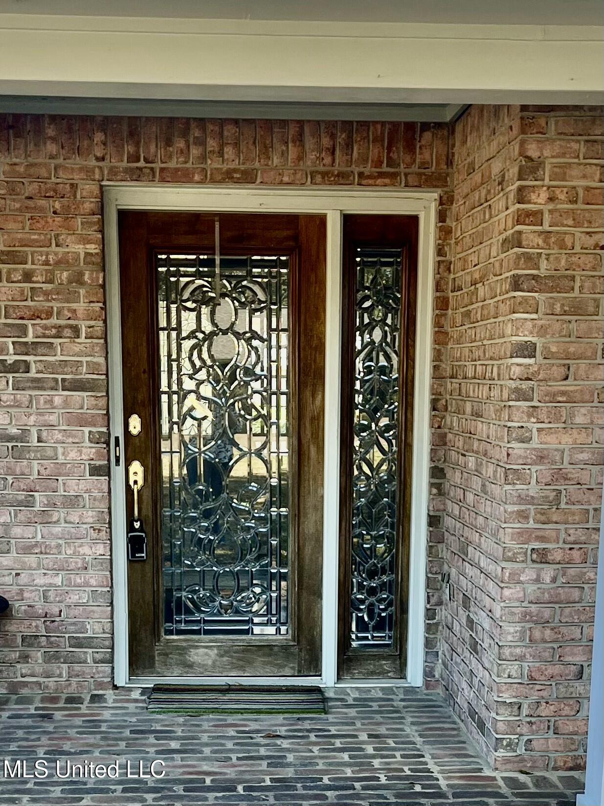 504 Holmes Avenue Belzoni, MS 39038 - Photo 4 of 32 IMG_3731