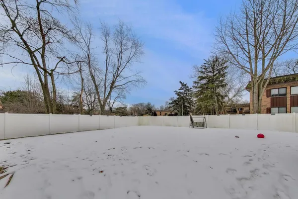 $749,000 | 511 Mark Lane, Downers Grove, IL 60516