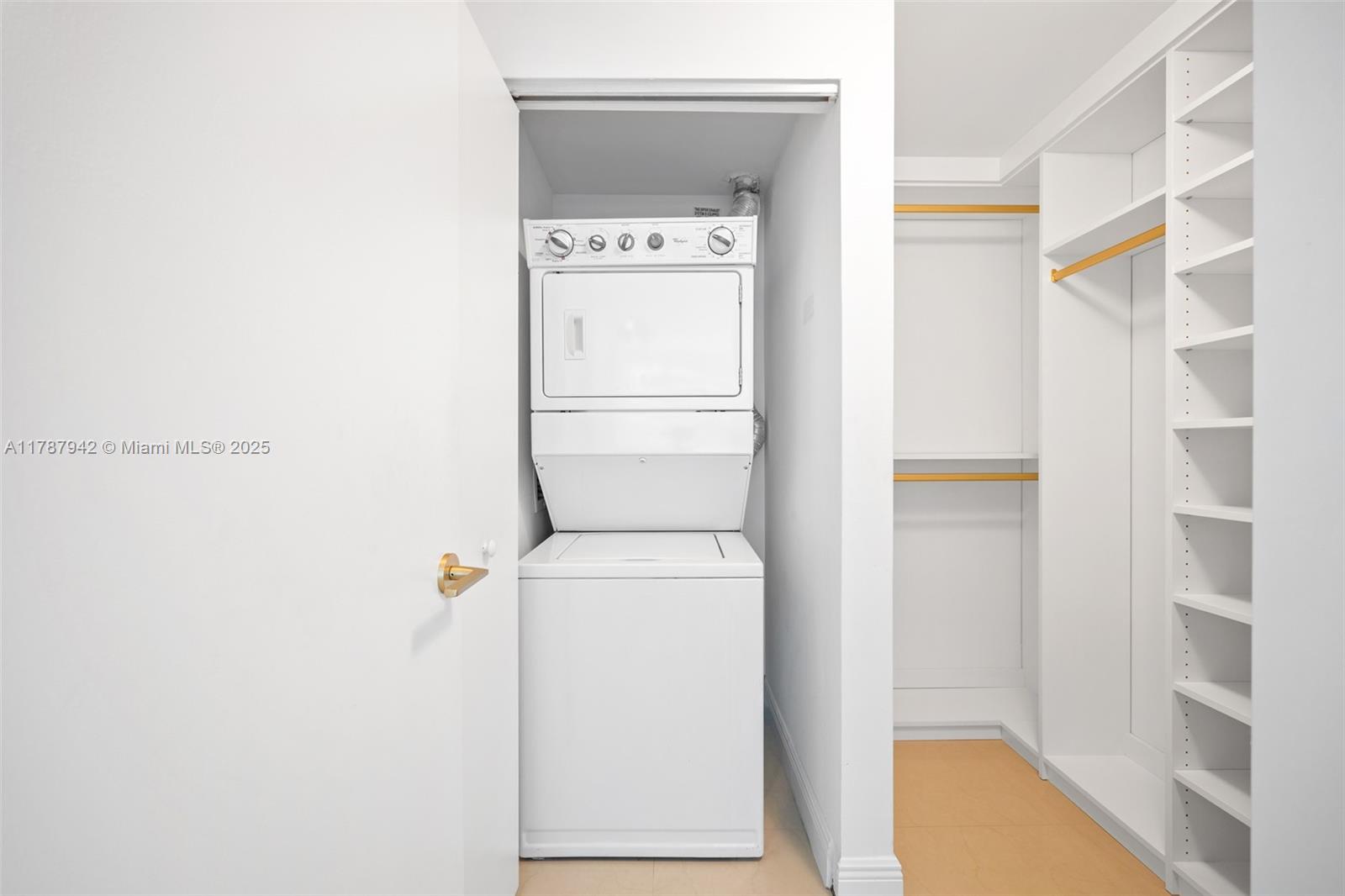 60 Southwest 13th Street, Unit 3414 Miami, FL 33130 - Photo 17 of 24