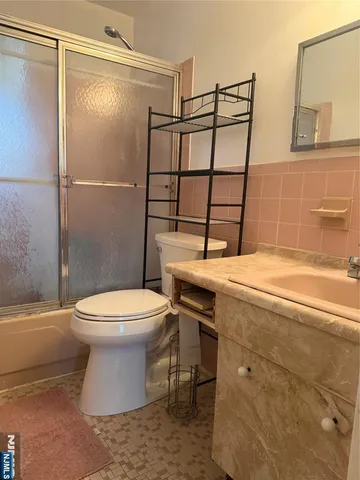 $285,000 | 3901 Broadway, Unit B, Fair Lawn, NJ 07410