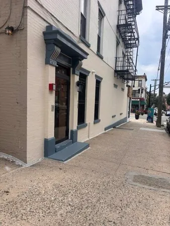 $3,400 | 63 5th Street, Unit 3, Hoboken, NJ 07030