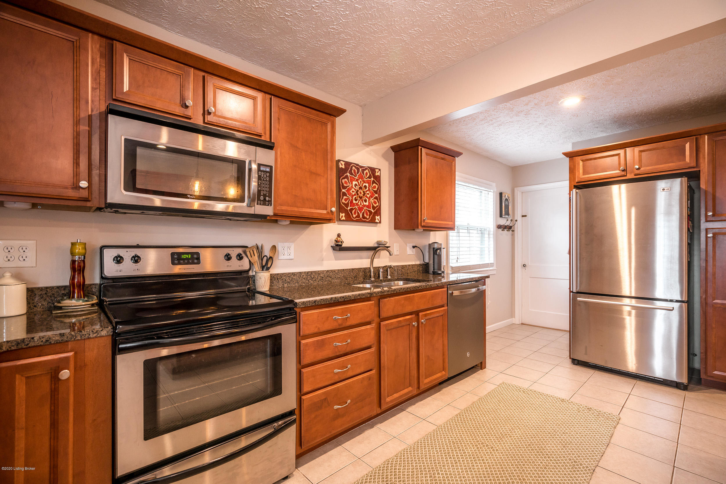 2932 Curran Road Louisville, KY 40205 - Photo 9 of 22 2932 Curran Road-25