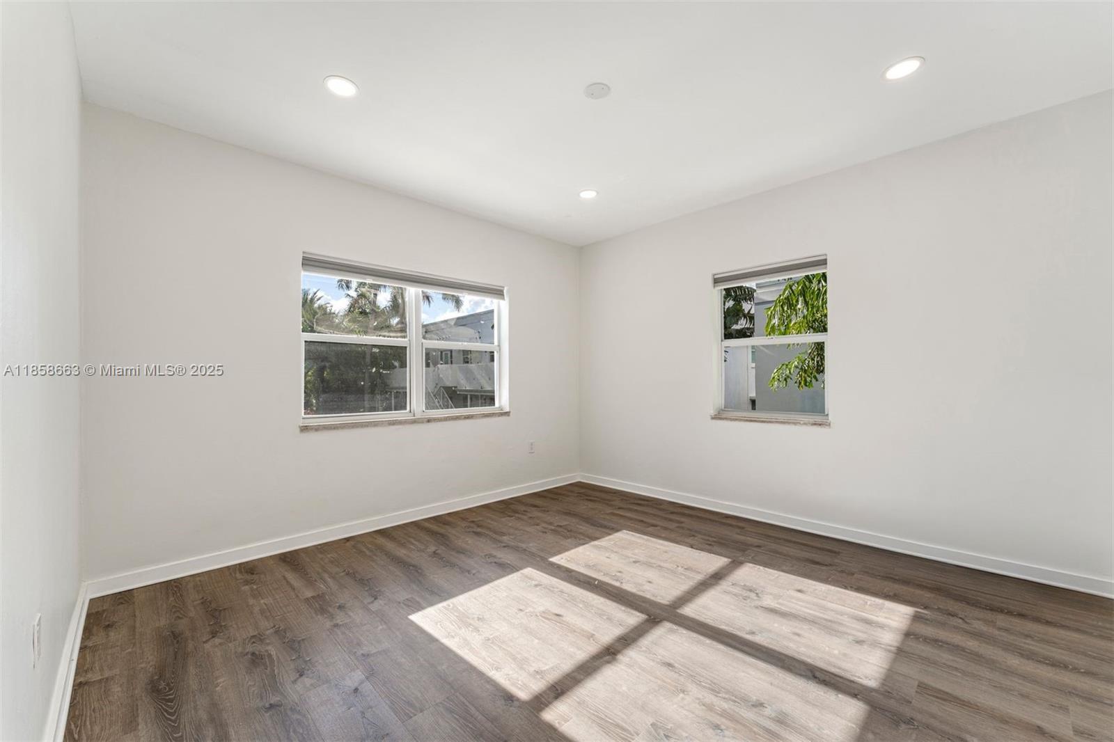 4017 Meridian Avenue, Unit 4017 Miami Beach, FL 33140 - Photo 12 of 13