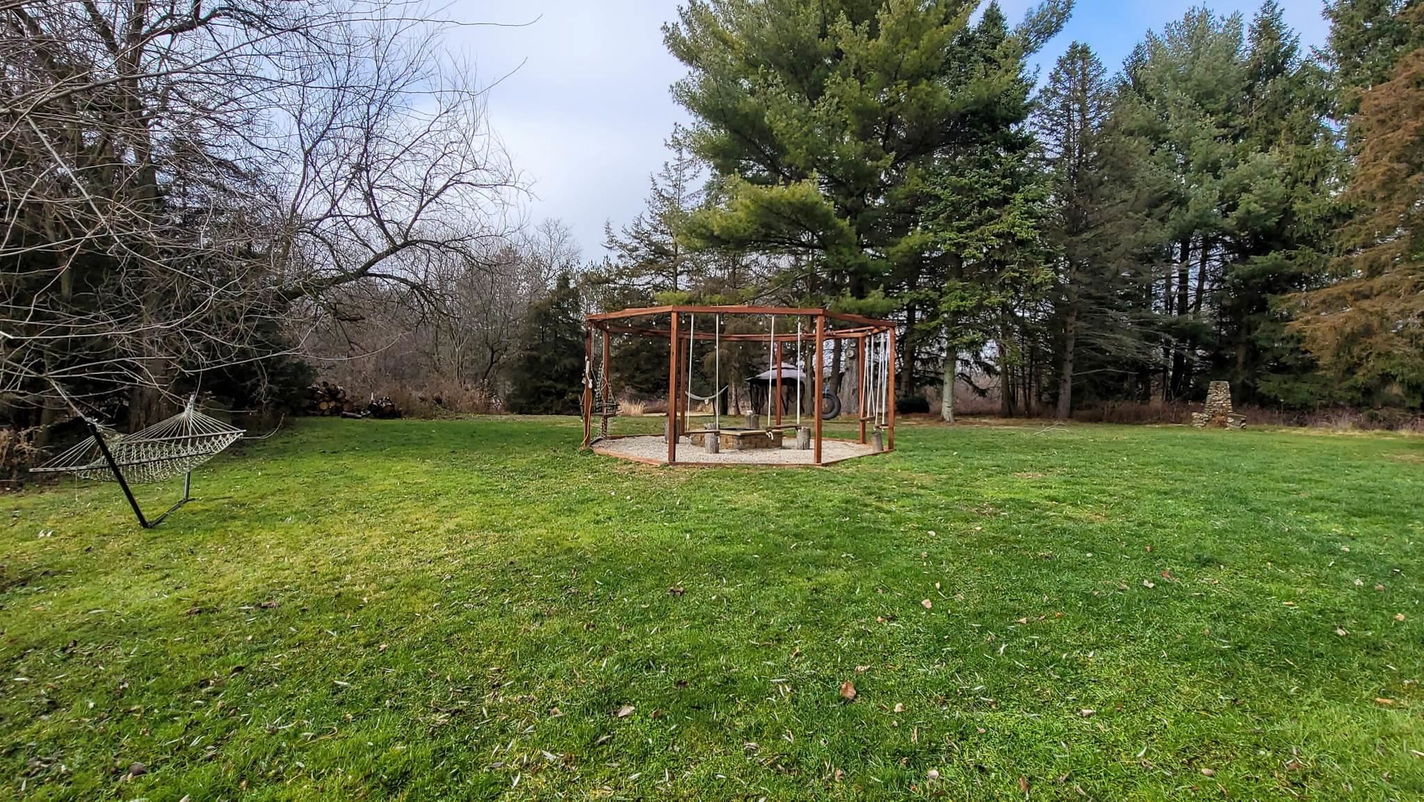 5382 Morrish Road Swartz Creek, MI 48473 - Photo 7 of 23 pergola