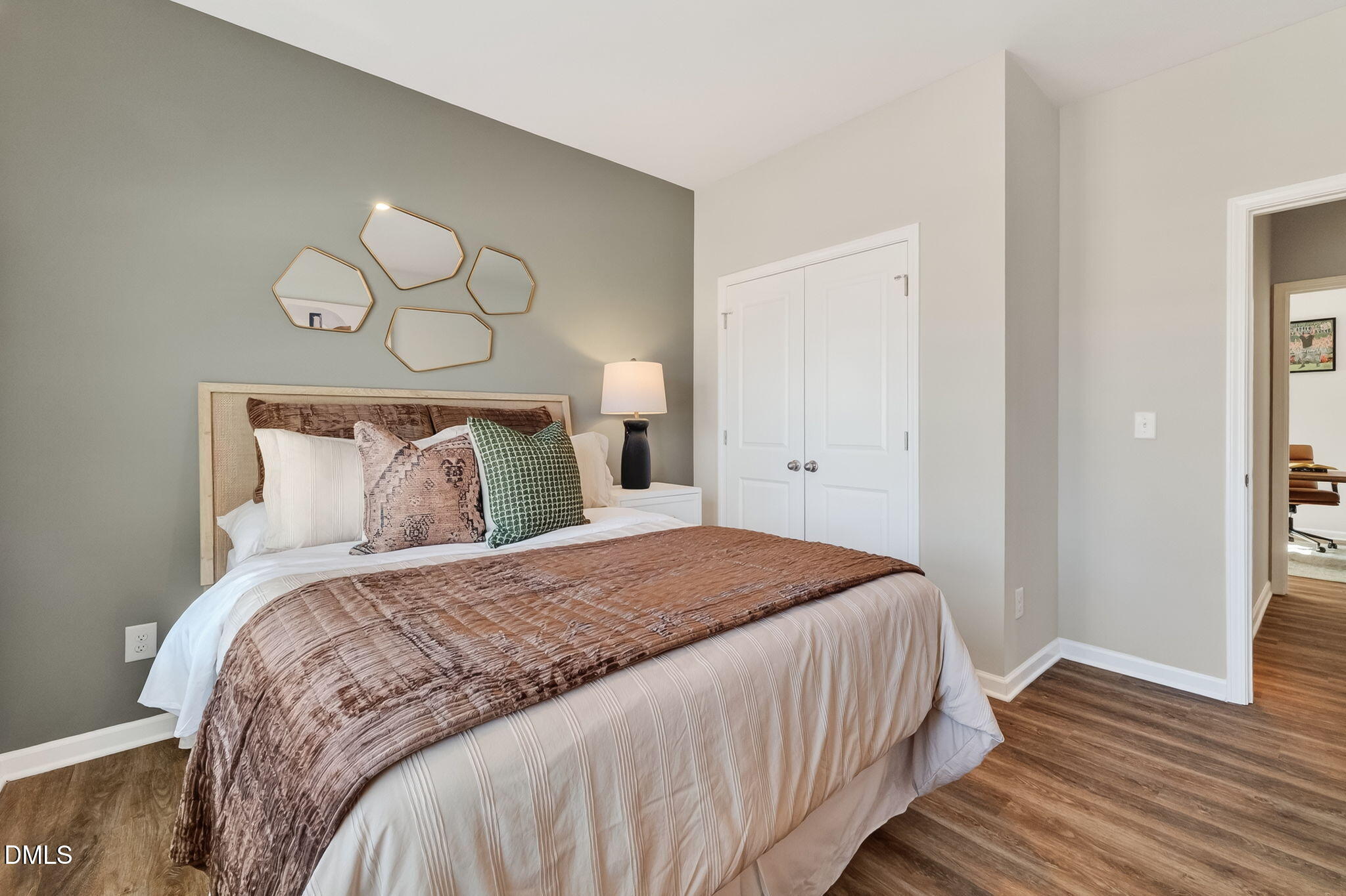 70 Muscovy Drive Four Oaks, NC 27524 - Photo 21 of 31 MODEL_Retreat_70 Muscovy Dr_Lot 03 (5)