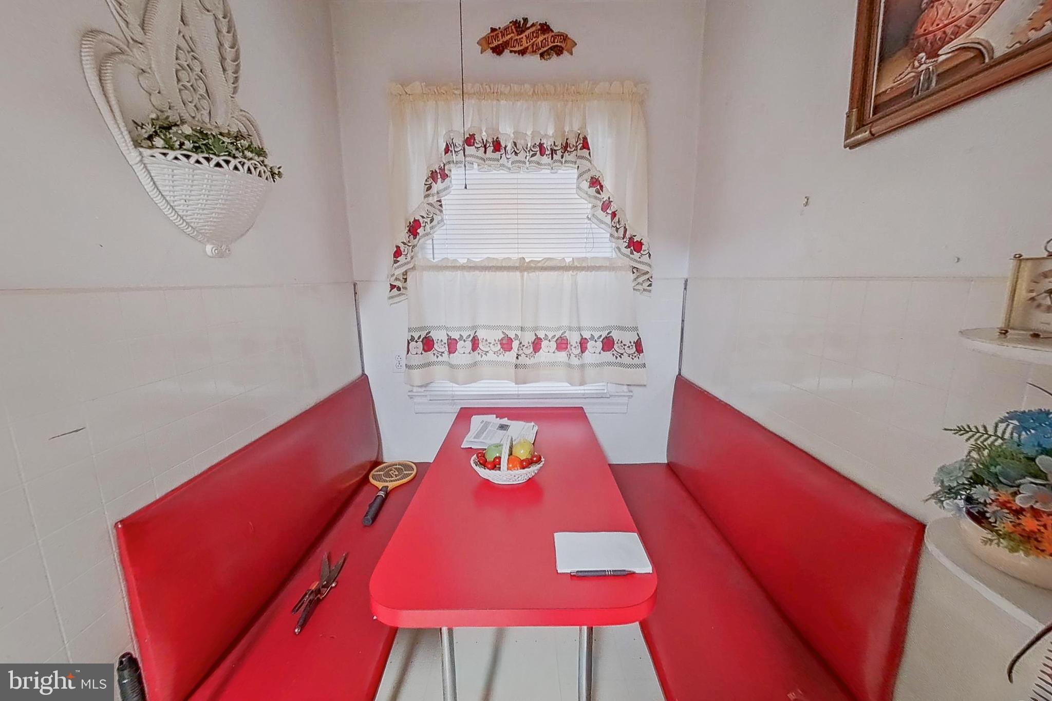 2803 Ruscombe Lane Baltimore, MD 21215 - Photo 12 of 28 a view of a room with furniture and rug