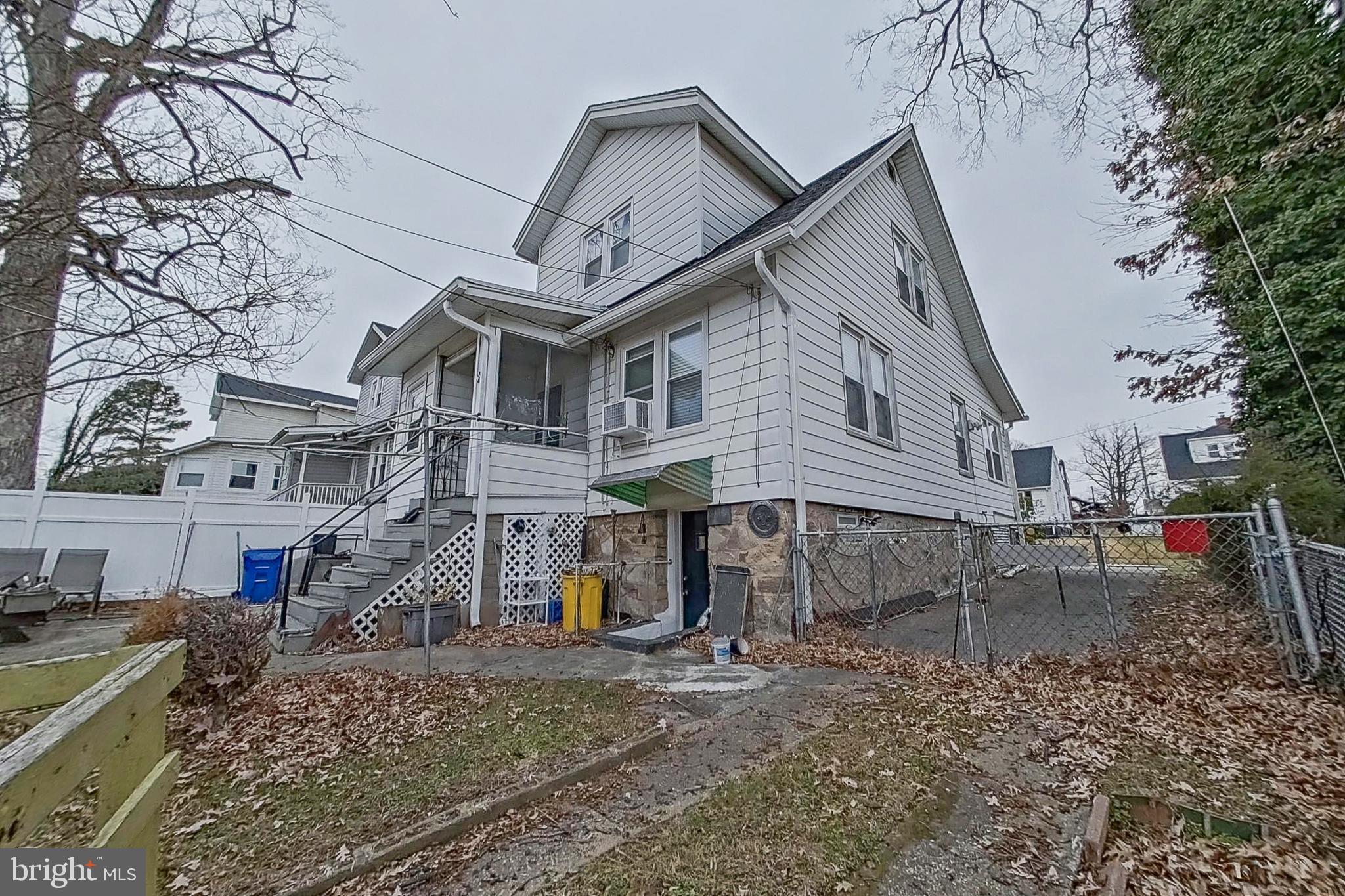 2803 Ruscombe Lane Baltimore, MD 21215 - Photo 27 of 28 a view of a house with a patio