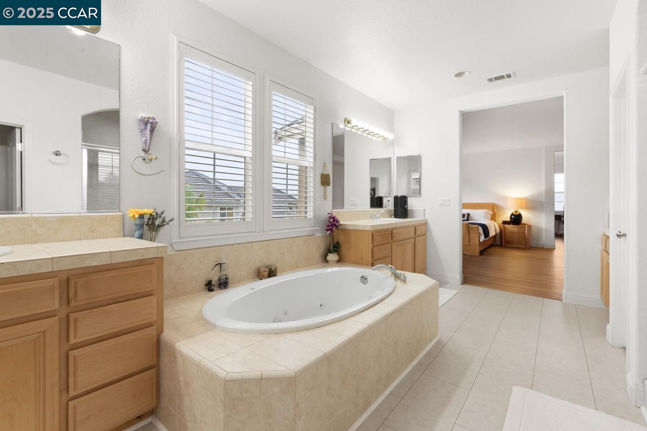 995 Rosehedge Court Concord, CA 94521 - Photo 35 of 60