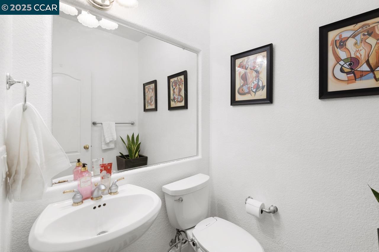 995 Rosehedge Court Concord, CA 94521 - Photo 48 of 60